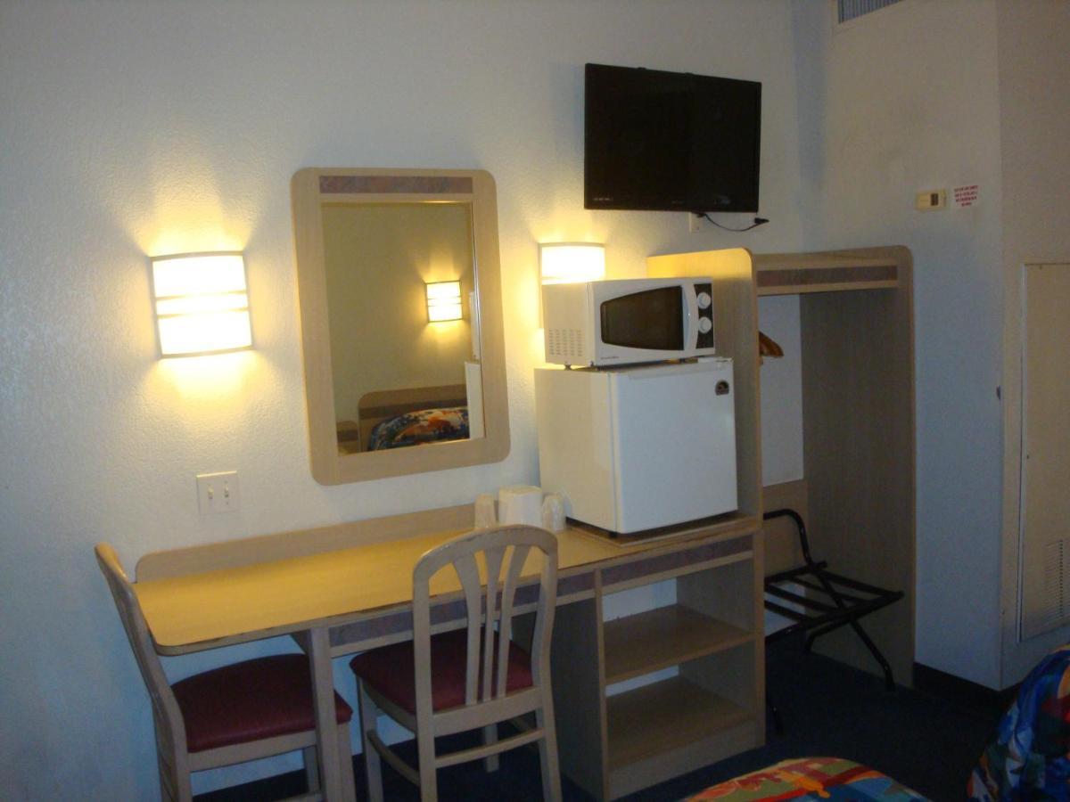 Lakeside Inn Lake Havasu City Rum bild